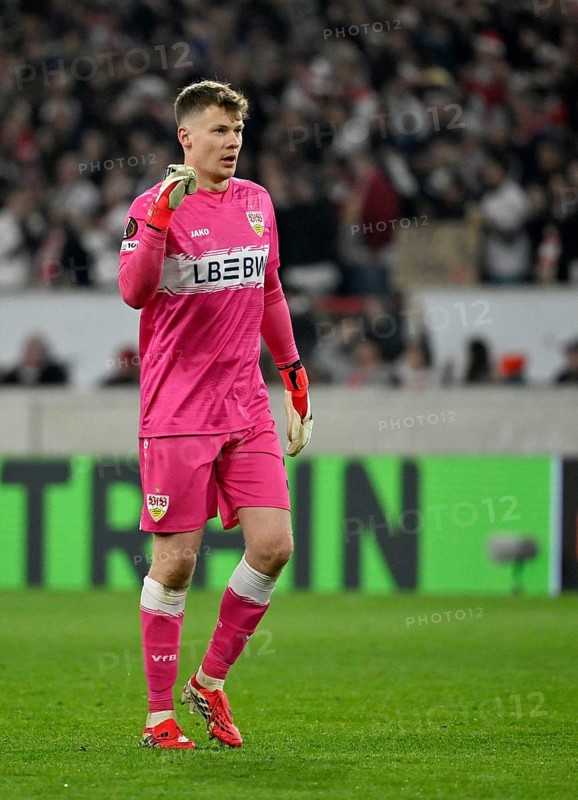 Goalkeeper Alexander Nübel VfB Stuttgart (33) Cheering Football UEFA Europa League, MHPArena, MHP Arena Stuttgart, Baden-Württemberg, Germany