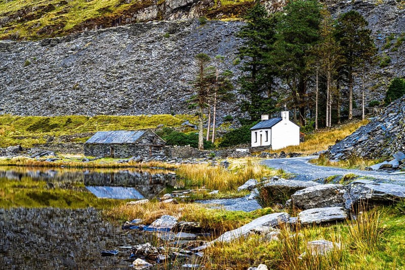 Autumn colors over Mountains and Llyn Cwmorthin Lake, Cwmorthin Terrace, North Wales, UK