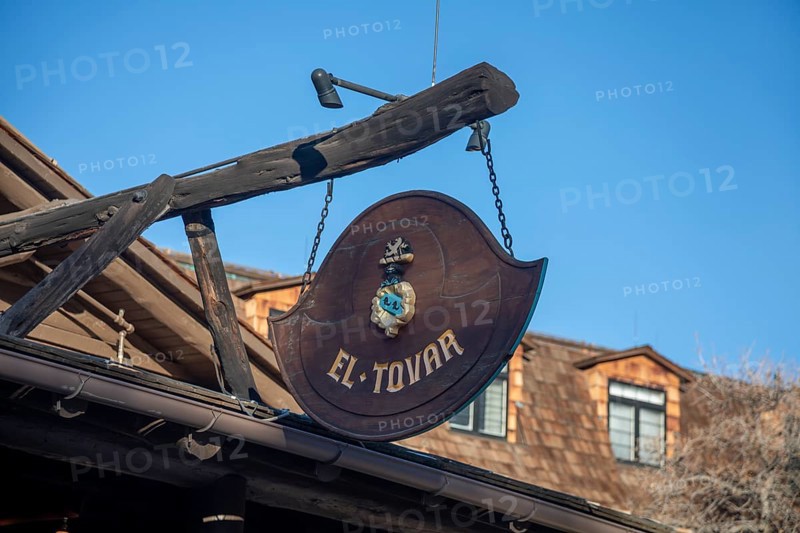 Grand Canyon National Park, Arizona - El Tovar, the luxury hotel on the South Rim of the Grand Canyon. The hotel opened in 1905, 14 years before the Canyon became a national park
