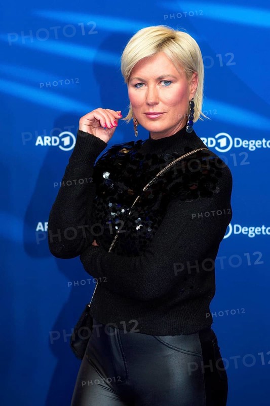 Kamilla Senjo, BLUE HOUR, Photo Call, Hotel Telegraph Office, Berlin, 13.02.2026
