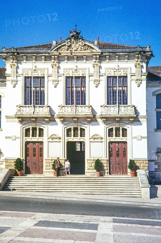 Historic city hall building, Câmara Municipal de Leiria, architect Ernesto Korrodi, Leiria, Portugal, Europe 1968