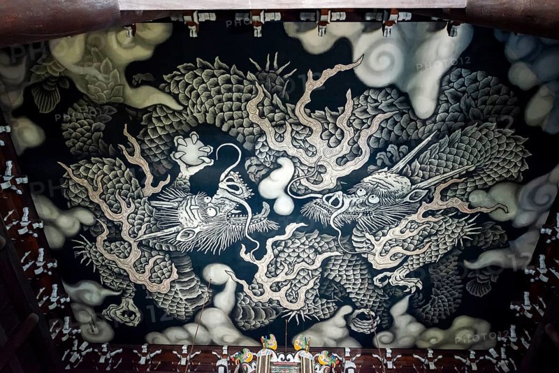 Interior view of Hodo Hall in Kennin-ji Buddhist Temple, Twin Dragon ceiling painting by artist Koizumi Junsaku, Kenninji Temple, Komatsucho, Kyoto, Japan