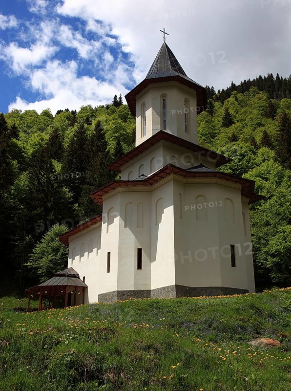 Sfantul Ilie Paltinul Monastery, Holy Prophet Elias Paltinul Monastery, Manastirea Sfântul Prooroc Ilie, a Romanian Orthodox monastery near Piscul Negru right on the famous Transfagarasan high road in Romania