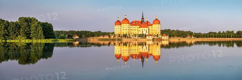 Panorama, Moritzburg Castle, Augusts the Strong hunting lodge in morning light, water reflection in the lake, Saxony, Germany