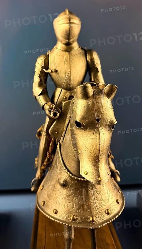 Model of a knight's armor and armor of a horse, cavalry armour, Bavarian National Museum, Munich, Upper Bavaria, Bavaria, Germany