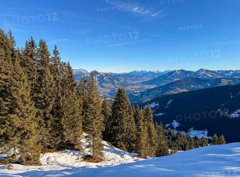 Mountain landscape and view towards Brixental, hiking to Feldalphorn, Kitzbühel Alps, Tyrol, Austria