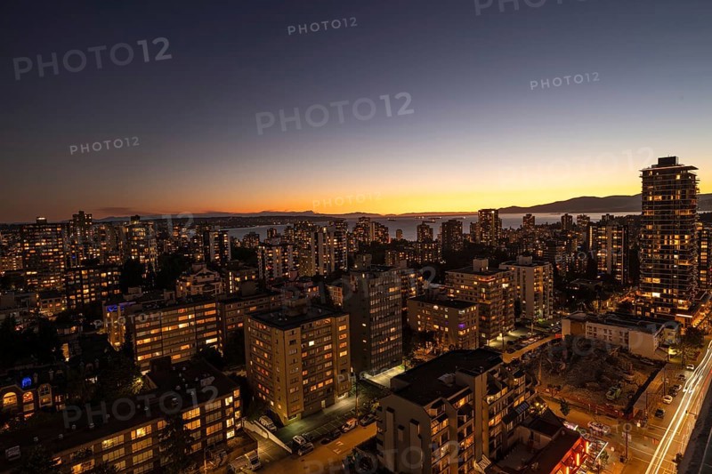 Vancouver with a view of the Burrard Inlet (Pacific Ocean)