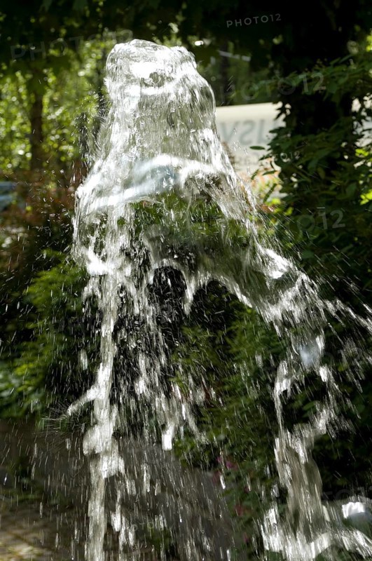Water fountain