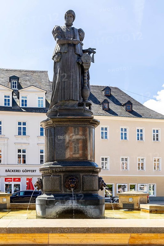 Barbara Uthmann fountain on the market square in Annaberg, Annaberg-Buchholz, Ore Mountains, Saxony, Germany