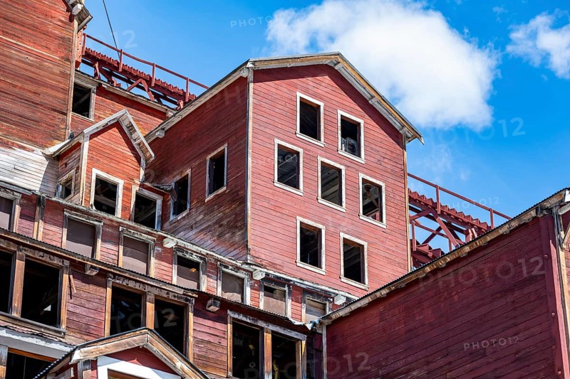 Kennicott Red Buildings, Kennicott Concentration Mill to extract copper from quarried rock, Historic Kennecott Copper Mine, National Historic Landmark, Wrangell St. Elias National Park, Alaska, USA