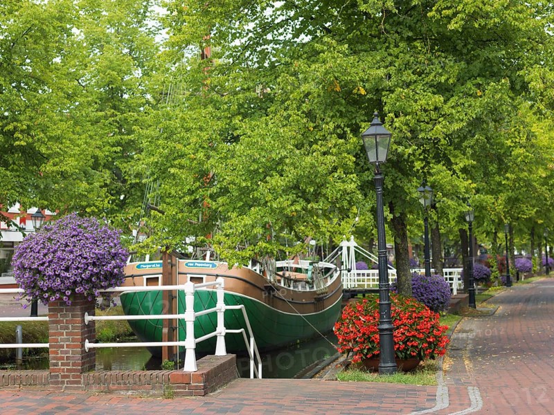 Kuff, flat-bottomed coastal cargo sailor, Margaretha von Papenburg, Main Canal, Papenburg, Emsland, Lower Saxony, Germany