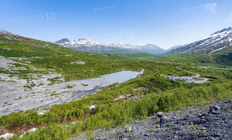 View of the wide valley of the Tsina River with mountains, Worthington Glacier Lagoon, Worthington Glacier State Recreational Site, Chugach Mountains, Alaska, USA
