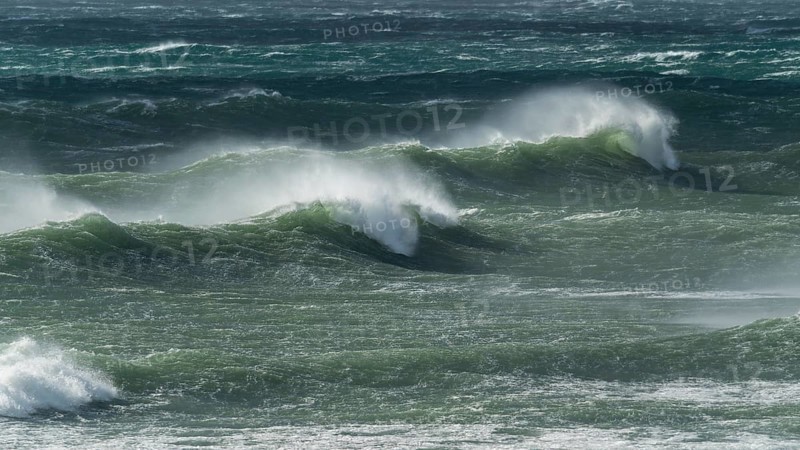 Ocean waves, strong surf, west coast of the Taranaki region, North Island, New Zealand
