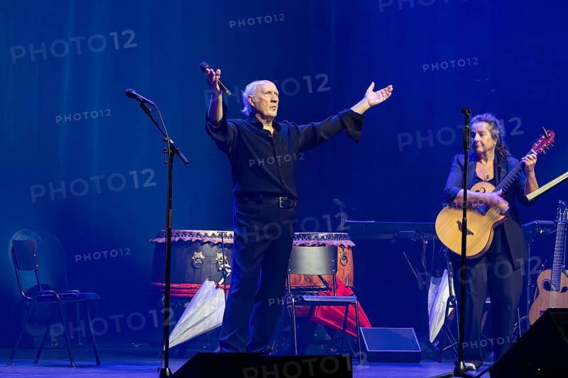 Herman van Veen, singer, songwriter, Netherlands, with the program Achtzig live, 04.12.2025, Admiralspalast, Berlin, Germany < english> Herman van Veen, singer, lyricist, Netherlands, with the program Achtzig live, December 4, 2025, Admiralspalast, Berlin, Germany