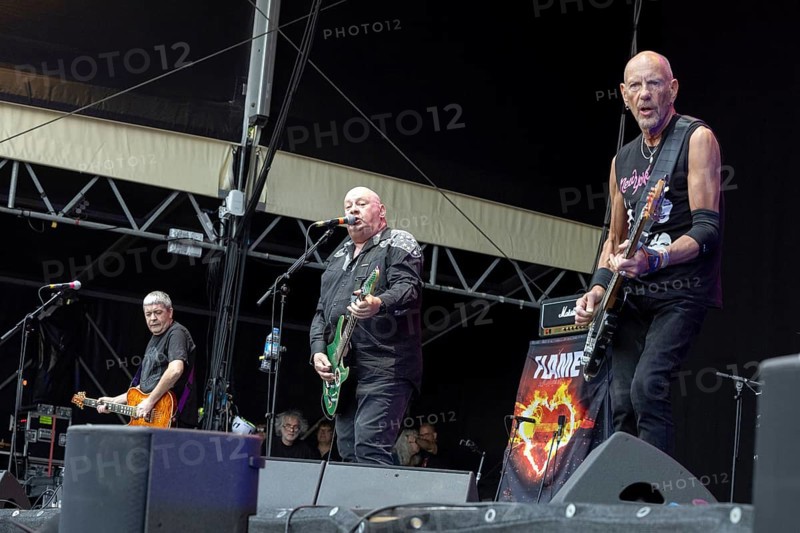 Jake Burns, singer, guitarist, Stiff Little Fingers, punk rock band, Northern Ireland, open air at the Citadel Music Festival, 04.07.2025, Zitadelle Spandau, Berlin, Germany < english> Stiff Little Fingers, punk rock band, Northern Ireland, open air at the Citadel Music Festival, July 4, 2025, Spandau Citadel, Berlin, Germany