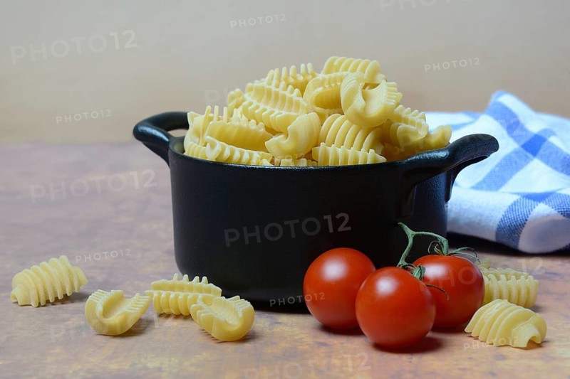 Italian pasta, Radiatori variety, in pots