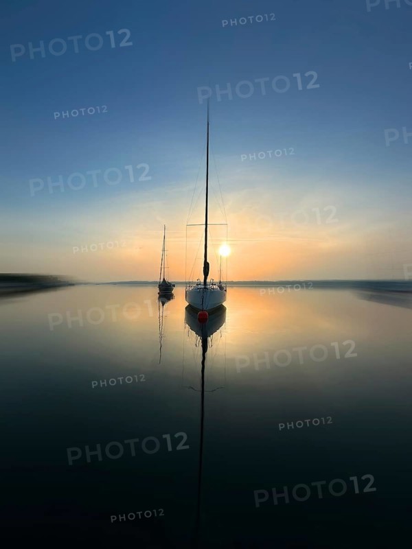 Evening atmosphere, sailing boats on Lake Starnberg, Bavaria, Germany