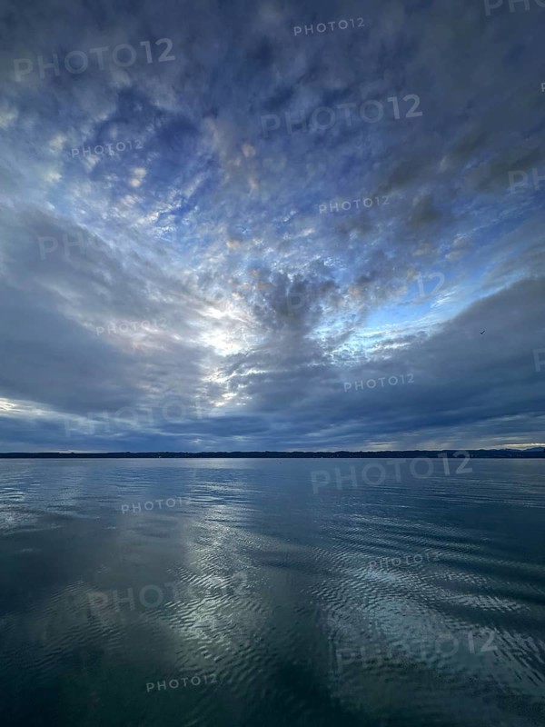 Evening atmosphere, Lake Starnberg, Bavaria, Germany