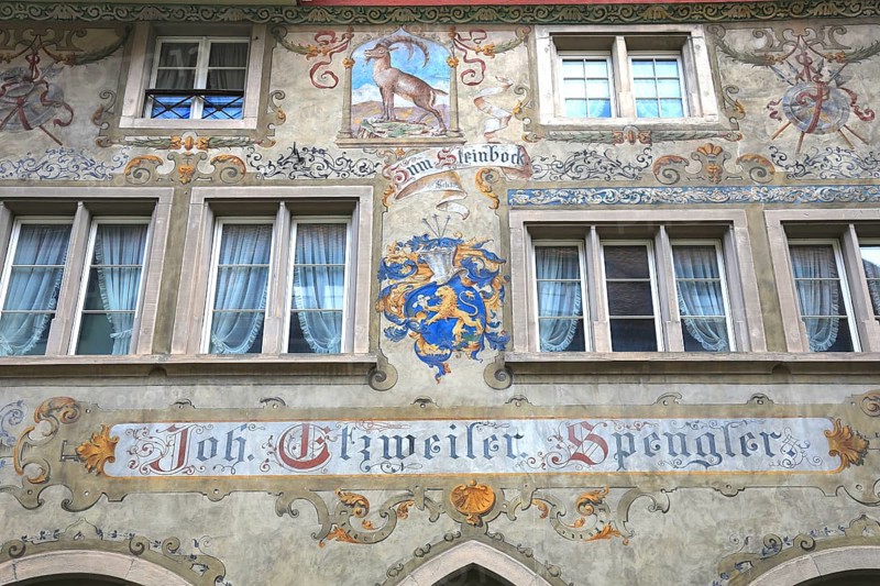 Facade with façade painting in the old town, Zim Steinbock, tinsmith, Stein am Rhein, Canton Schaffhausen, Switzerland