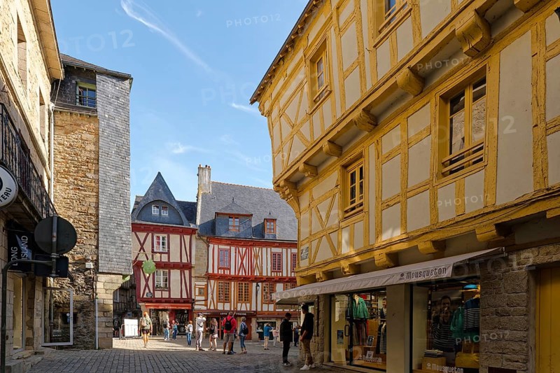 Rue Saint Salomon in the old town of Vannes in Brittany. Vannes, Morbihan, France