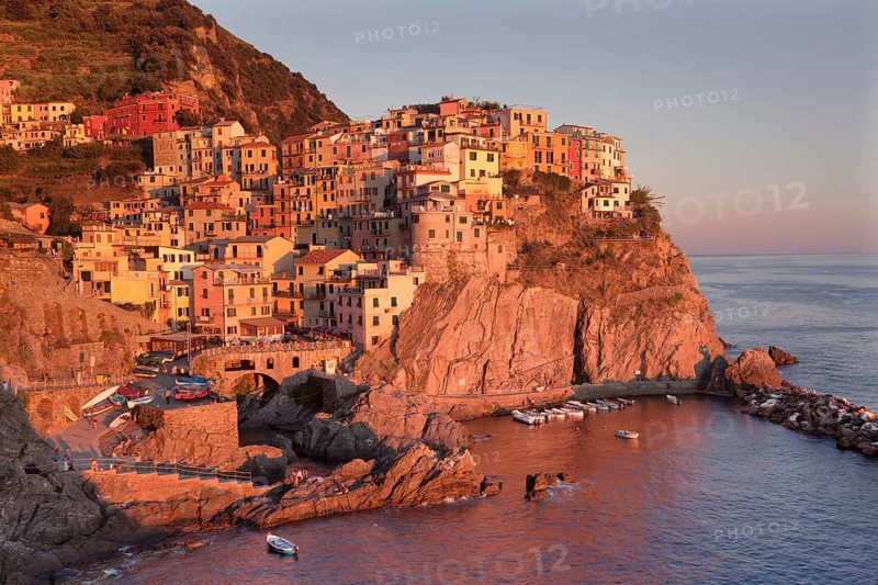 Townscape, Manarola, Cinque Terre, Rivera di Levante, Province of La Spezia, Liguria, Italy