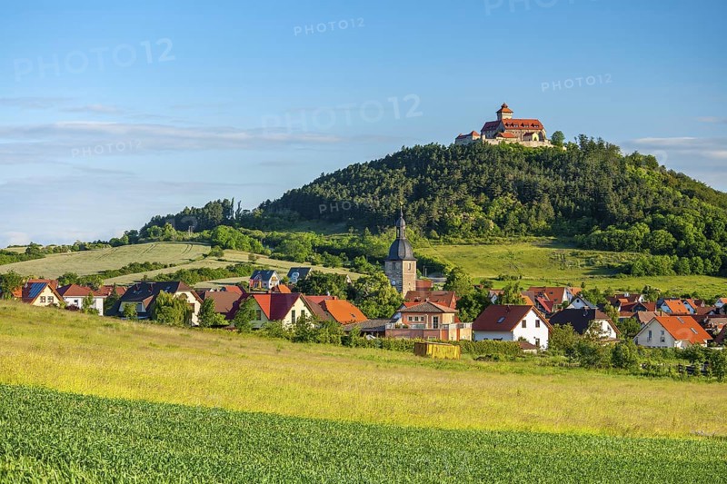 View of the Wachsenburg Fortress and the village of Holzhausen, Drei Gleichen castle ensemble, Thuringian Burgenland, Thuringian Basin, Gotha, Thuringia, Germany