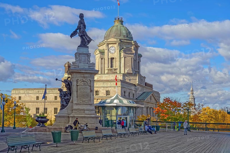 Indian Summer Monument de Samuel de Champlain Terrasse Dufferin Quebec City Québec Canada