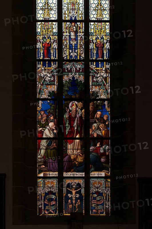 Interior view, late Gothic stained glass window, church window, parish church, parish church of St Nicholas, Merano, Merano, South Tyrol, Autonomous Province of Bolzano, Italy