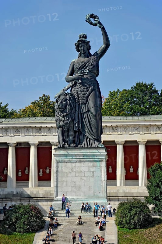 Colossal statue of Bavaria in front of the Hall of Fame, Colossal bronze statue at the Oktoberfest, Wies'n, Wiesn, Munich, Upper Bavaria, Bavaria, Germany