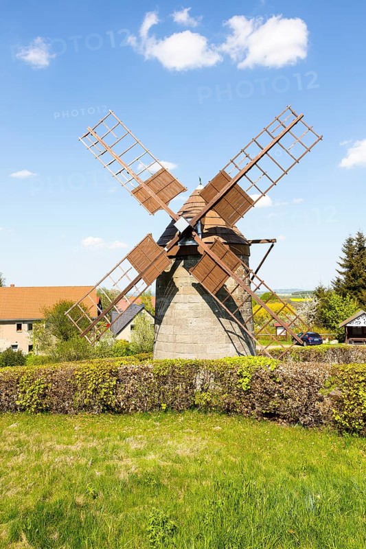 Turmholländer windmill in Reichstädt, small and highest windmill in Saxony, Dippoldiswalde, Saxony, Germany