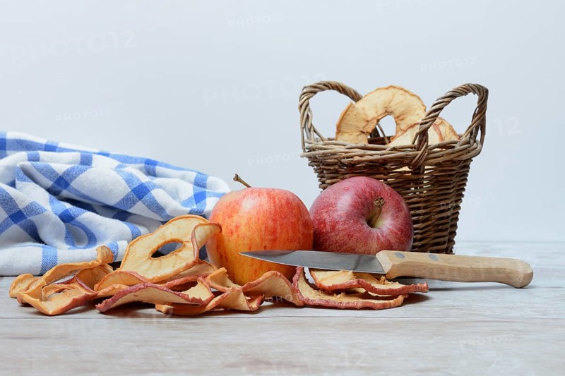Apples and dried apple rings, dried fruit