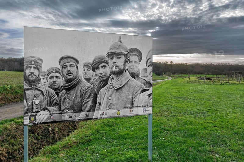 Historic photograph of Christmas Truce, unofficial ceasefire along the First World War Western Front at Christmas 1914, Ploegsteert, Hainaut, Belgium