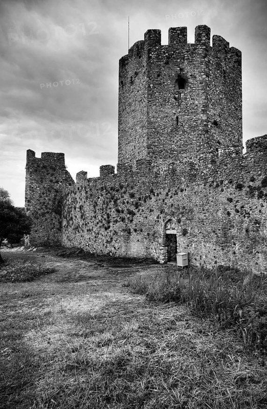 Main tower with defence walls, Castle of Platamonas, Platamon Castle, black and white, Platamonas, Macedonia, Greece