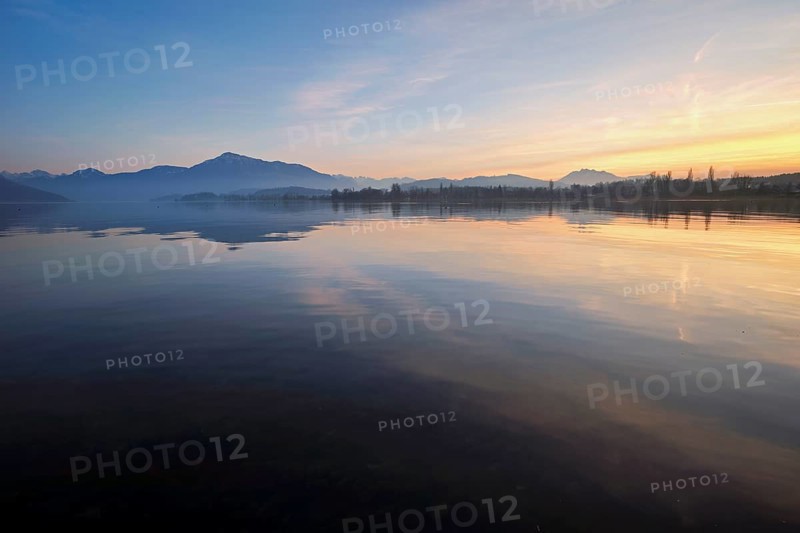 Sunset at Lake Zug, Pilatus in the background, Cham, Canton Zug, Switzerland