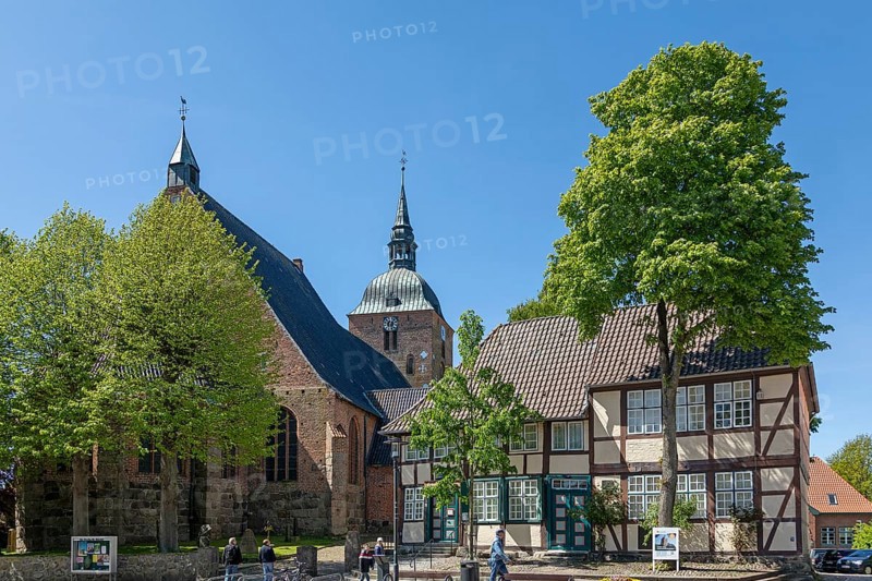 Houses, half-timbered house, museum, St. Nikolai church, Burg auf Fehmarn, Schleswig-Holstein, Germany