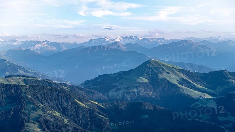 Evening atmosphere, view of Reichenspitze and Zillertal Alps, in front Hohe Salve, dramatic mountain landscape, view from Scheffauer, Tyrol, Austria