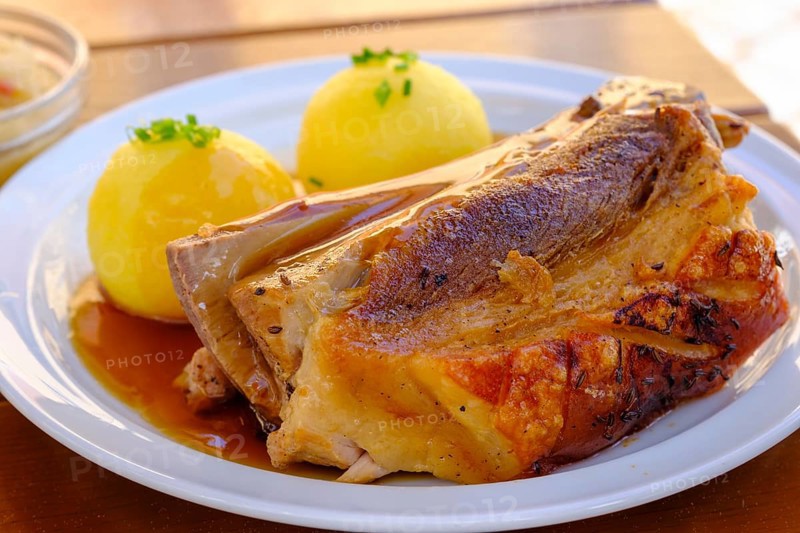 Schäufela, Schäufele, Schäuferle, Schäuferla, Schäufala, Schäufli, Schäuferl or Schäufelchen, Franconian speciality made from pork shoulder, Kulmbach, Upper Franconia, Bavaria, Germany
