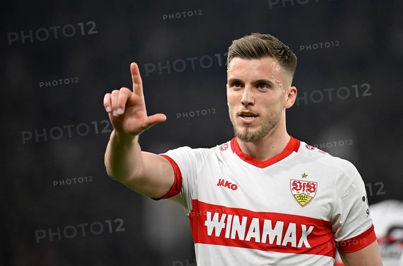 Goal celebration Ermedin Demirovic VfB Stuttgart (09) Gesture Gesture MHPArena, MHP Arena Stuttgart, Baden-Württemberg, Germany