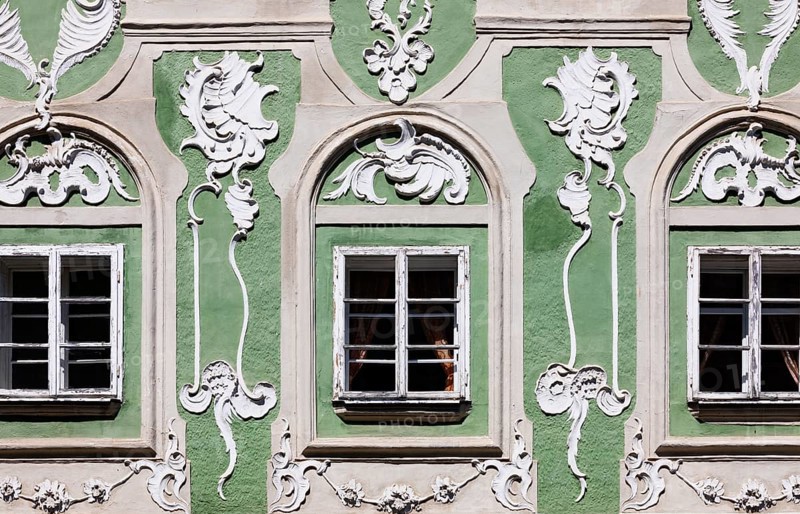Market square with rococo stucco facades on the town houses, Obernberg am Inn, Innviertel, Upper Austria, Austria