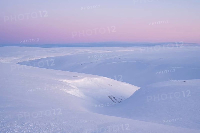 Snowy wintery mountain landscape, Batsfjord, Båtsfjord, Varanger Peninsula, Finnmark, Northern Norway, Norway