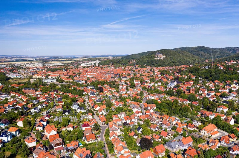 Aerial view of town and castle, town view from west, Wernigerode, Harz, Saxony-Anhalt, Germany