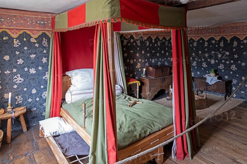 Interior view, bedroom, bed, birthplace of William Shakespeare, Stratford-upon-Avon, Warwickshire, England, Great Britain
