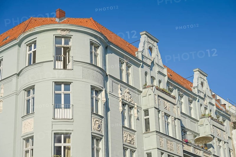 Old building, Hohenstaufenstraße, Schöneberg, Tempelhof-Schöneberg, Berlin, Germany