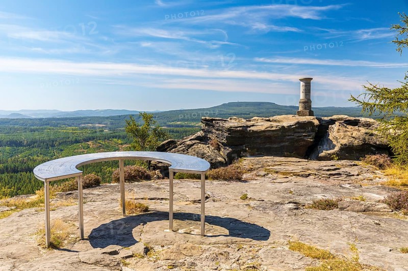 Triangulation column on the Großer Zschirnstein, in the background the Großer Schneeberg, Reinhardtsdorf-Schöna, Saxon Switzerland, Saxony, Germany