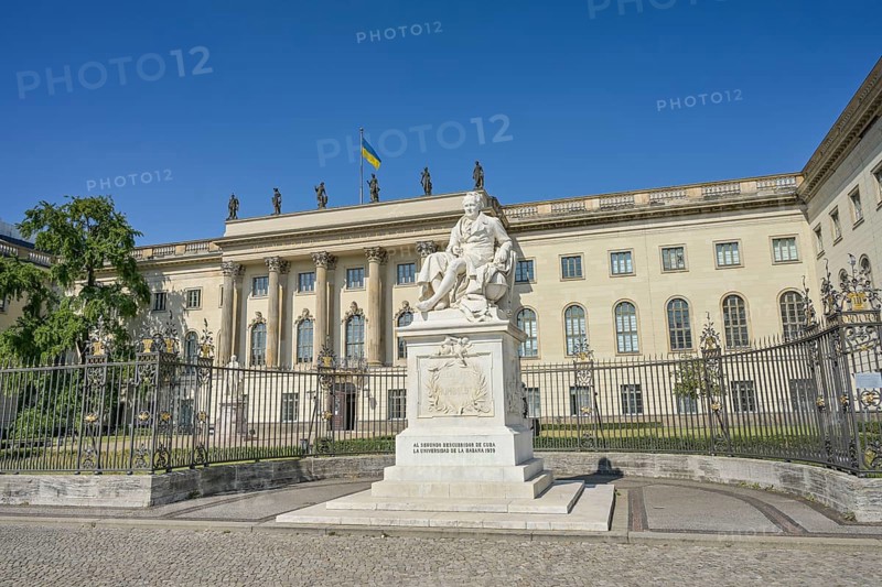Alexander von Humboldt Memorial, Main Building, Humboldt University, Unter den Linden, Mitte, Berlin, Germany