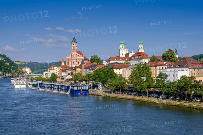City view, Passau, on the Danube, Lower Bavaria, Bavaria, Germany