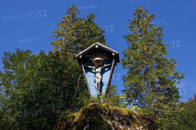 Wayside shrine at the pilgrimage church Maria Kirchental, Loferer Steinberge, Sankt Martin bei Lofer, Pinzgau, Land Salzburg, Austria