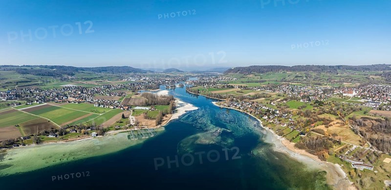 Aerial view, panorama of Lake Constance, Untersee, also known as Lake Rhine, at low tide, which flows into the Rhine at Stein am Rhein, on the right the German peninsula Höri with the village of Öhningen, on the left the municipality of Eschenz in the canton of Thurgau, district of Constance, Baden-Württemberg, Germany