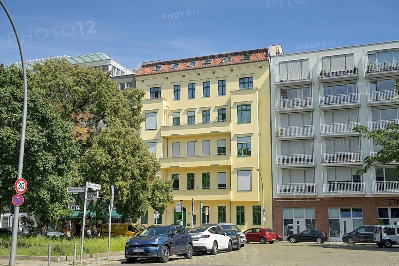 Bündnis 90 / Die Grünen, Federal Office, Platz vor dem Neuen Tor, Mitte, Berlin, Germany