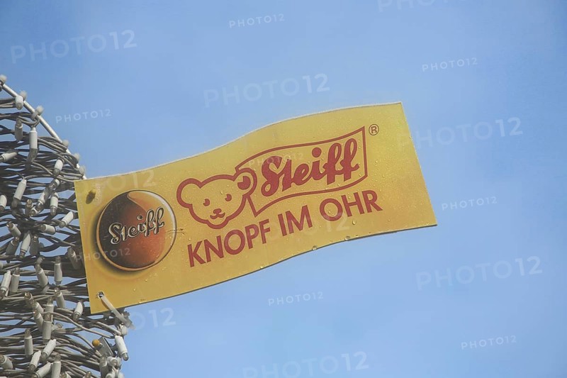 Trademark with inscription Button in ear by Steiff, Steiff animal, teddy bear, plush toy, brand name, make, emblem, cut-out, plaque, Steiff Museum, Giengen an der Brenz, Swabian Alb, Baden-Württemberg, Germany